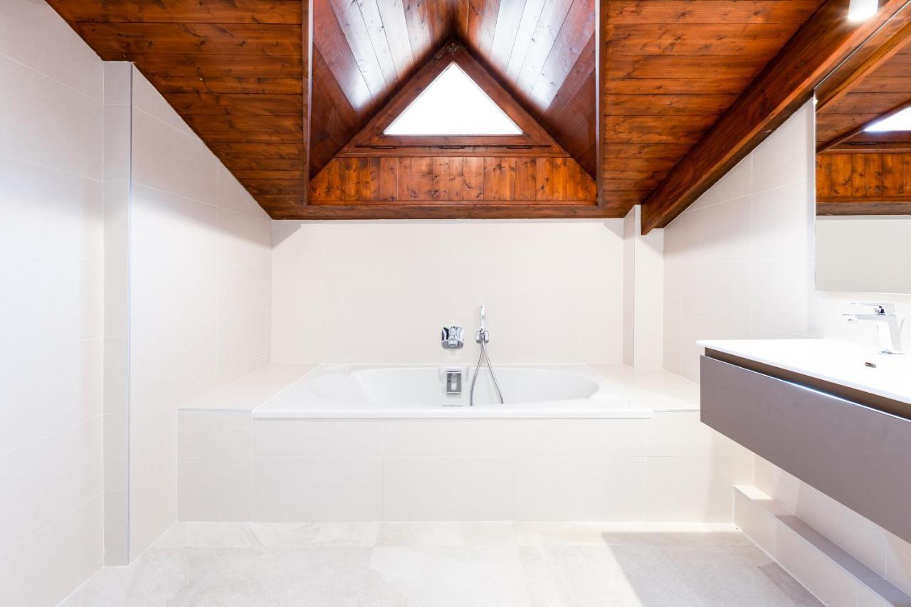 Chalet Les Praz - 280Sqm - Sauna Cinema Fitness - 5 Bedrooms In Heart Of Les Praz - By Cozee Rentals Chamonix Kültér fotó