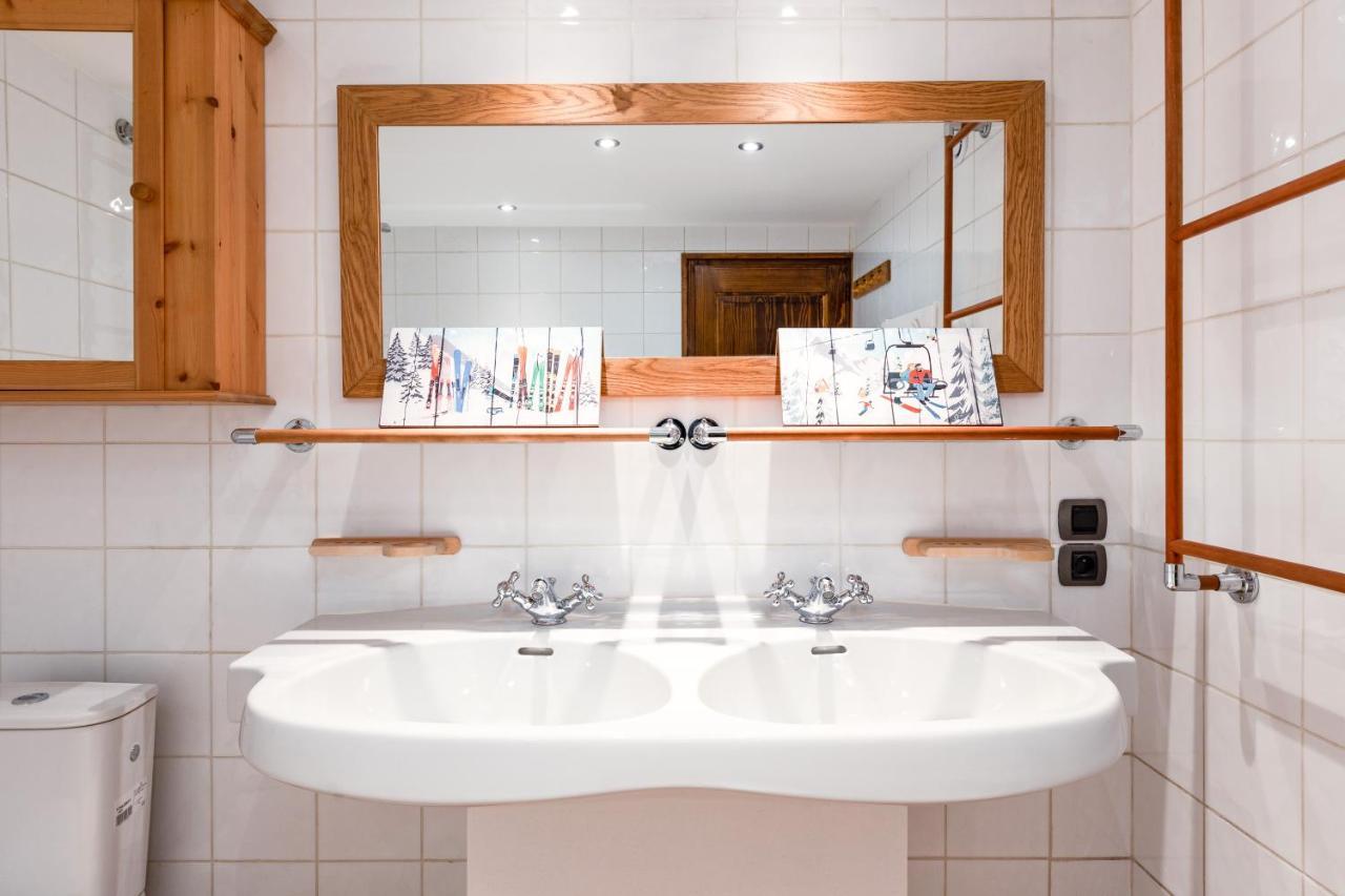Chalet Les Praz - 280Sqm - Sauna Cinema Fitness - 5 Bedrooms In Heart Of Les Praz - By Cozee Rentals Chamonix Kültér fotó